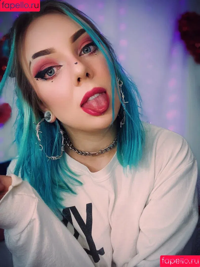 fakeannalee / freeannalee Onlyfans Photo Gallery 