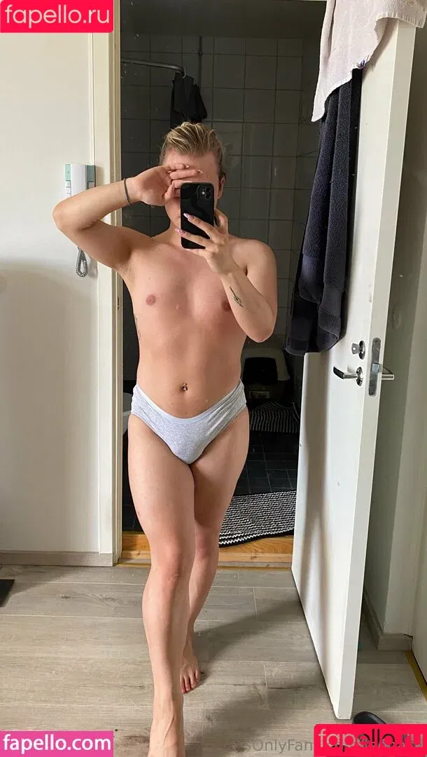 GoldPaleontologist5 / Leona_maa / Leonacd Onlyfans Photo Gallery 