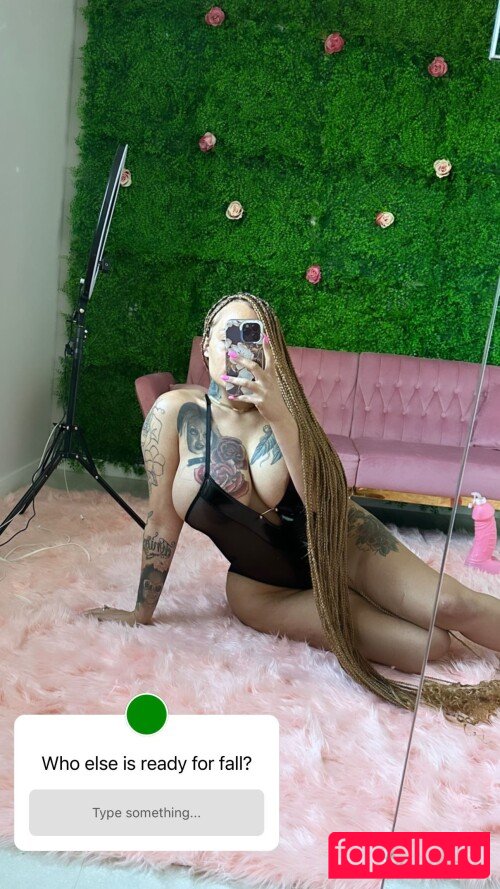 Sara Nude Onlyfans Photo 33