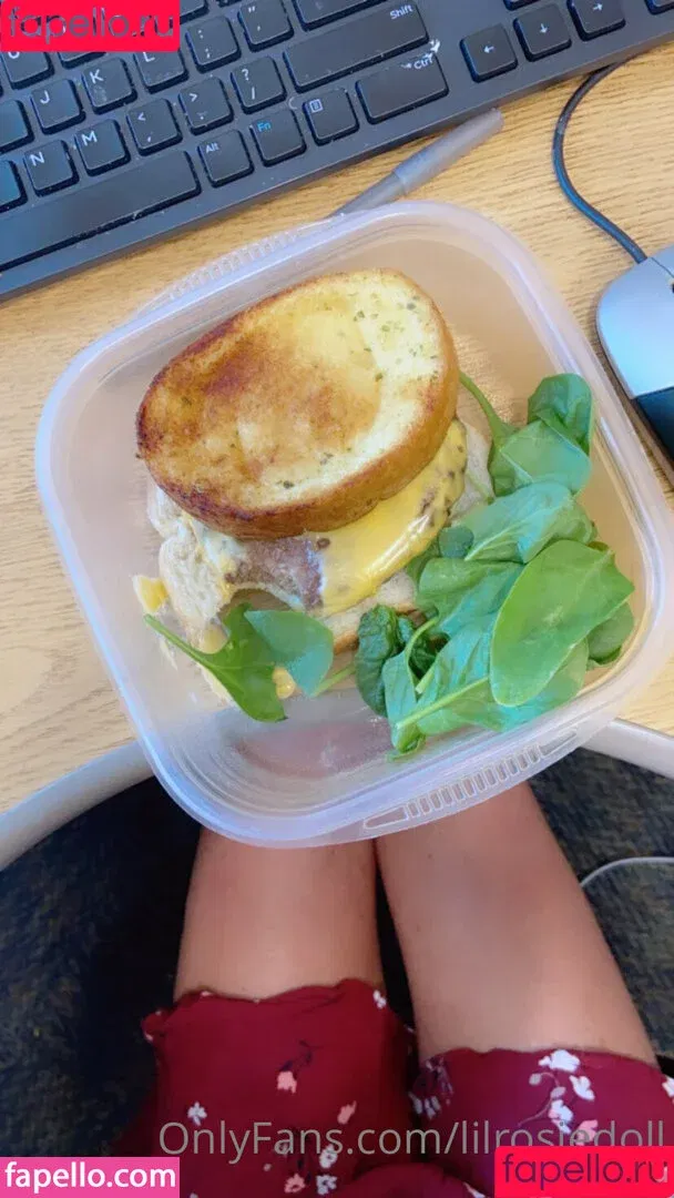 lilrosiedoll / rosiegirllondon Onlyfans Photo Gallery 