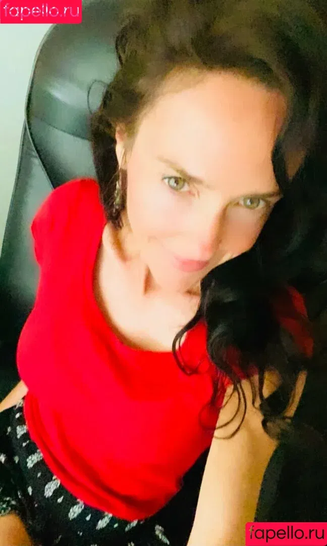 lilrosiedoll / rosiegirllondon Onlyfans Photo Gallery 