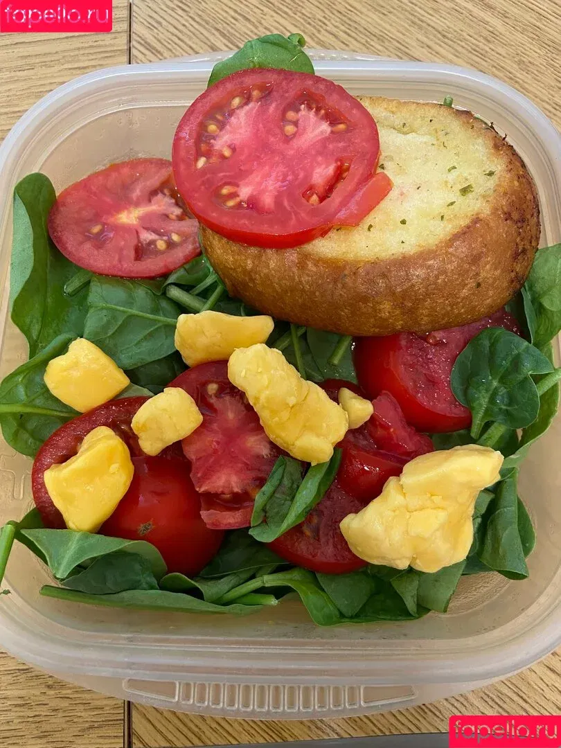 lilrosiedoll / rosiegirllondon Onlyfans Photo Gallery 