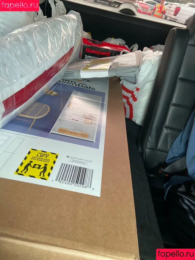 lilrosiedoll / rosiegirllondon Onlyfans Photo Gallery 