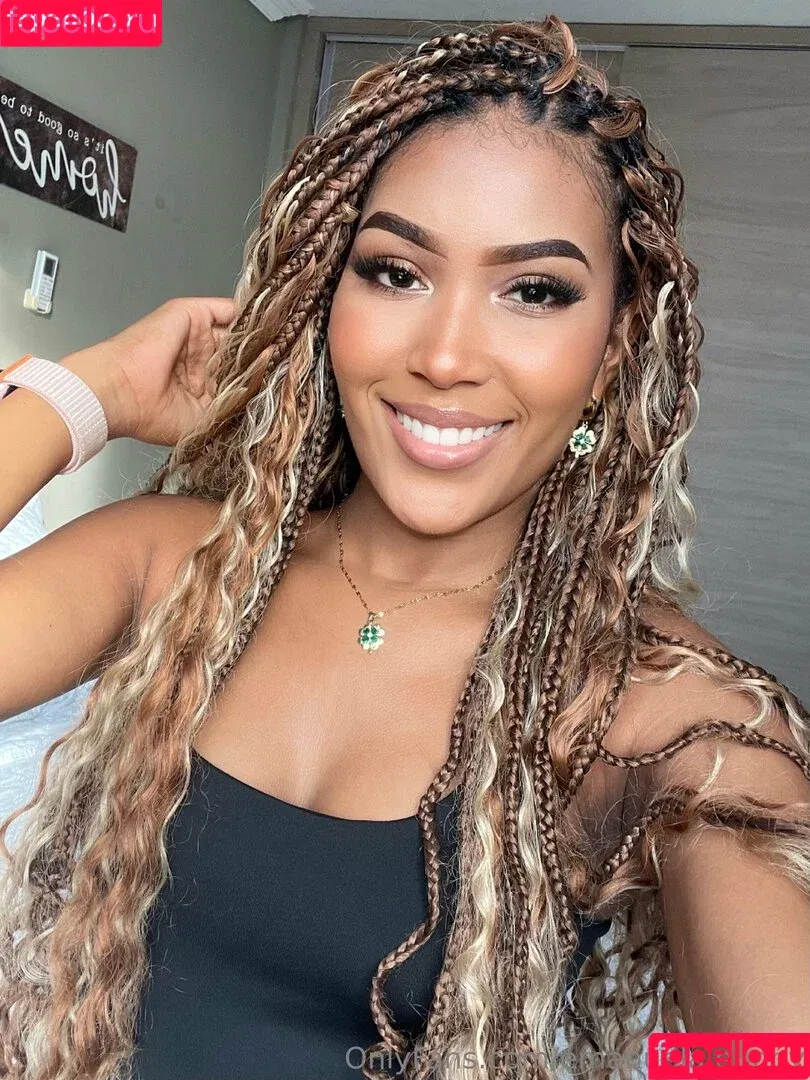 ebonyemmanuella / emanuela.ebony Onlyfans Photo Gallery 