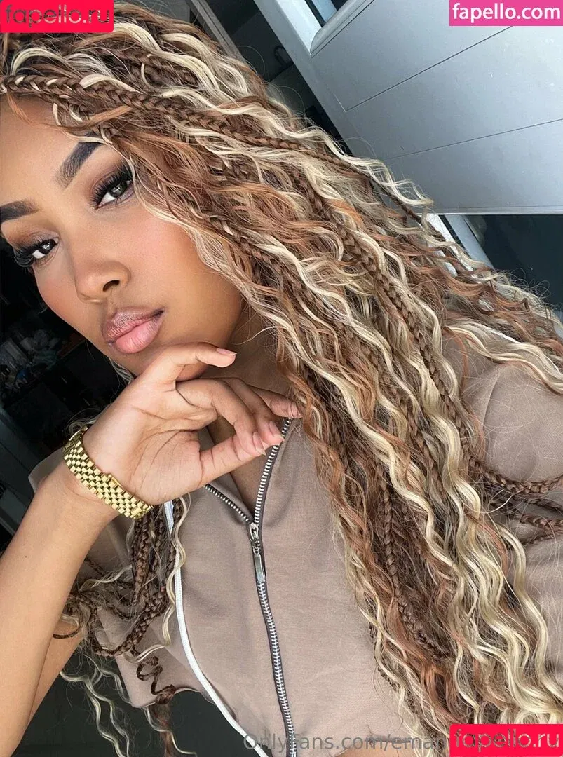ebonyemmanuella / emanuela.ebony Onlyfans Photo Gallery 