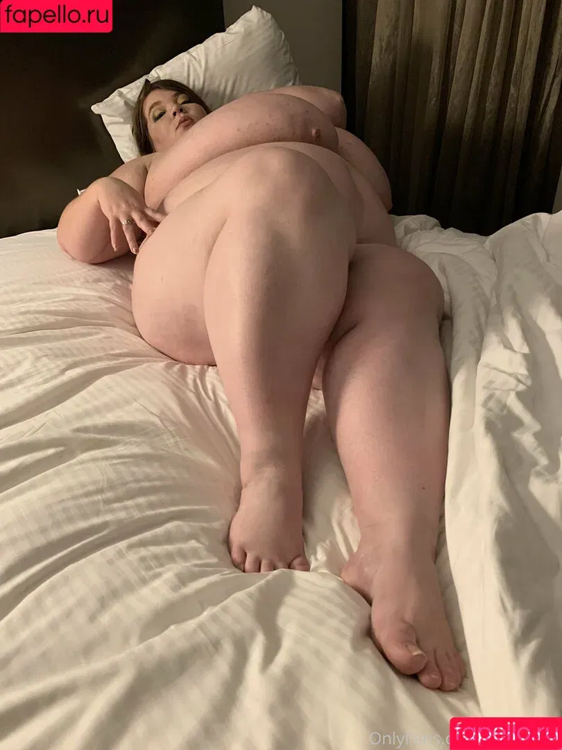 l_luxe / lexxxiluxe Onlyfans Photo Gallery 