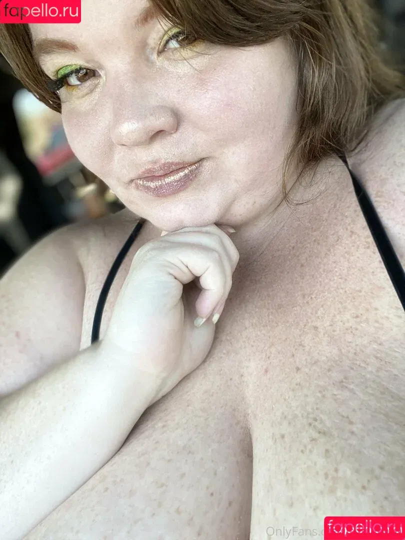 l_luxe / lexxxiluxe Onlyfans Photo Gallery 