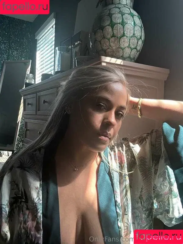 Makenna / lifewithmak2005 / makennalush Onlyfans Photo Gallery 