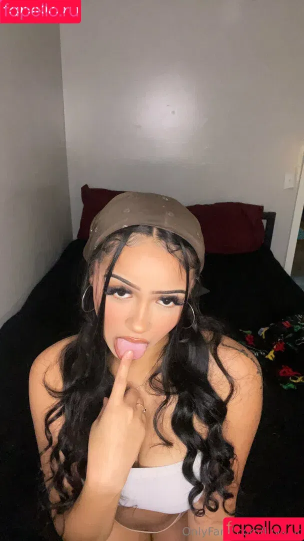 luvkait / luvkate Onlyfans Photo Gallery 