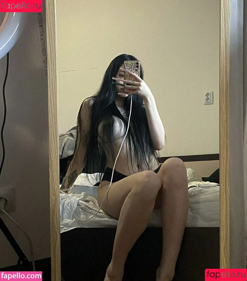 Anyarpg / anyaolsen Onlyfans Photo Gallery 