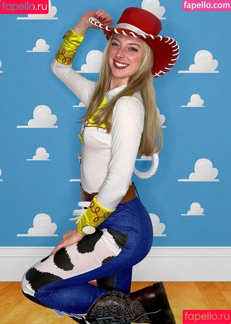 Bubbell / buttmior / itsbubbell Onlyfans Photo Gallery 