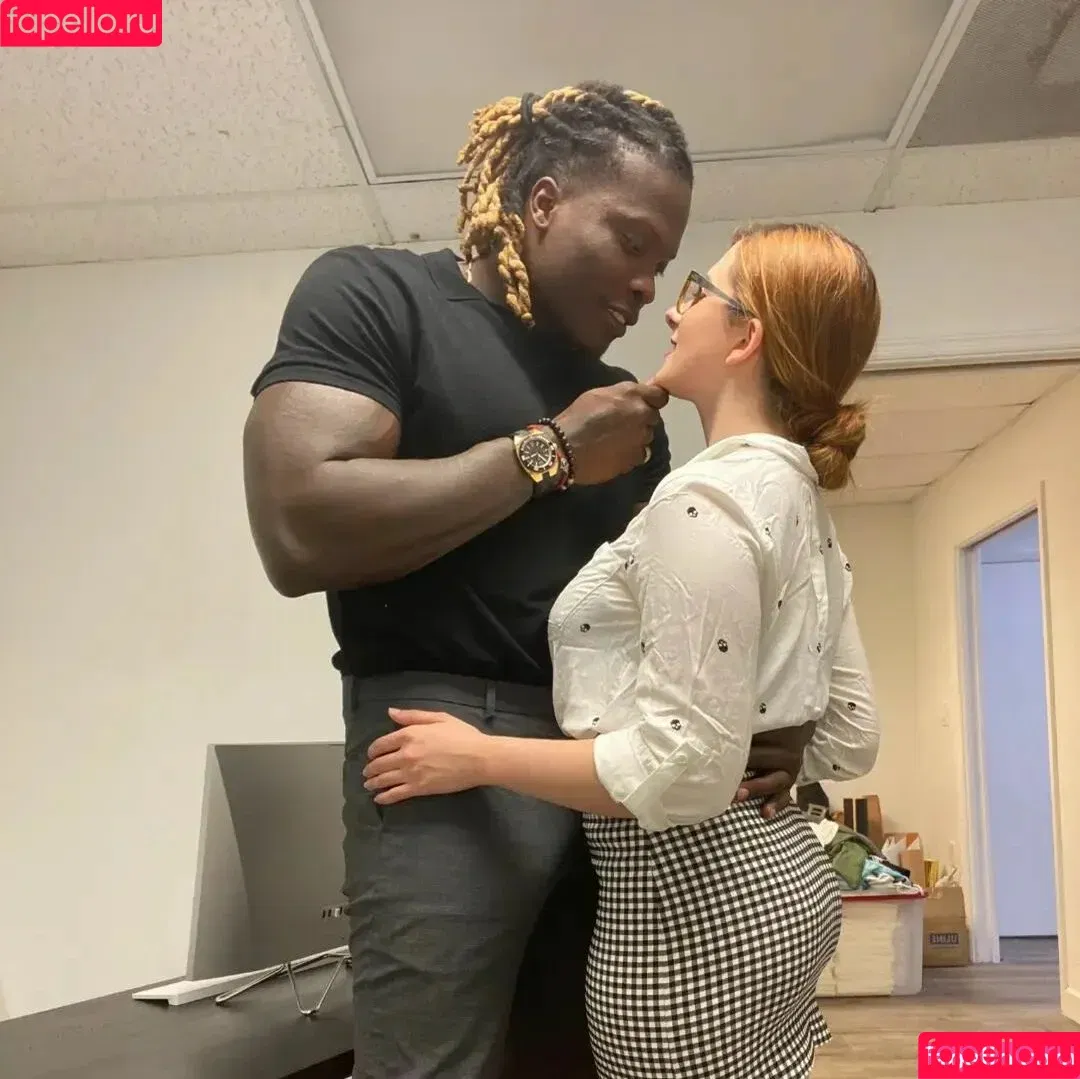 Bess Breast / BessBreast / bessbreastvip Onlyfans Photo Gallery 