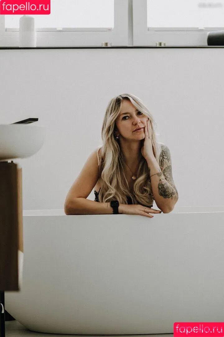 _mrsbmw / u359967452 Onlyfans Photo Gallery 