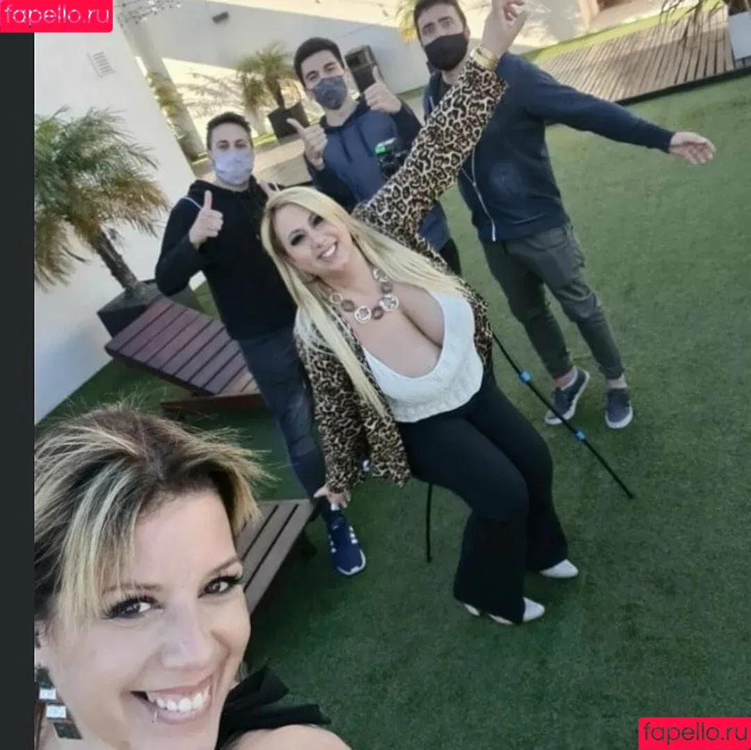 blonde_maria / cecicastroreisse_ Onlyfans Photo Gallery 