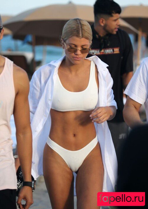 Sofia Richie Nude Onlyfans Photo 22