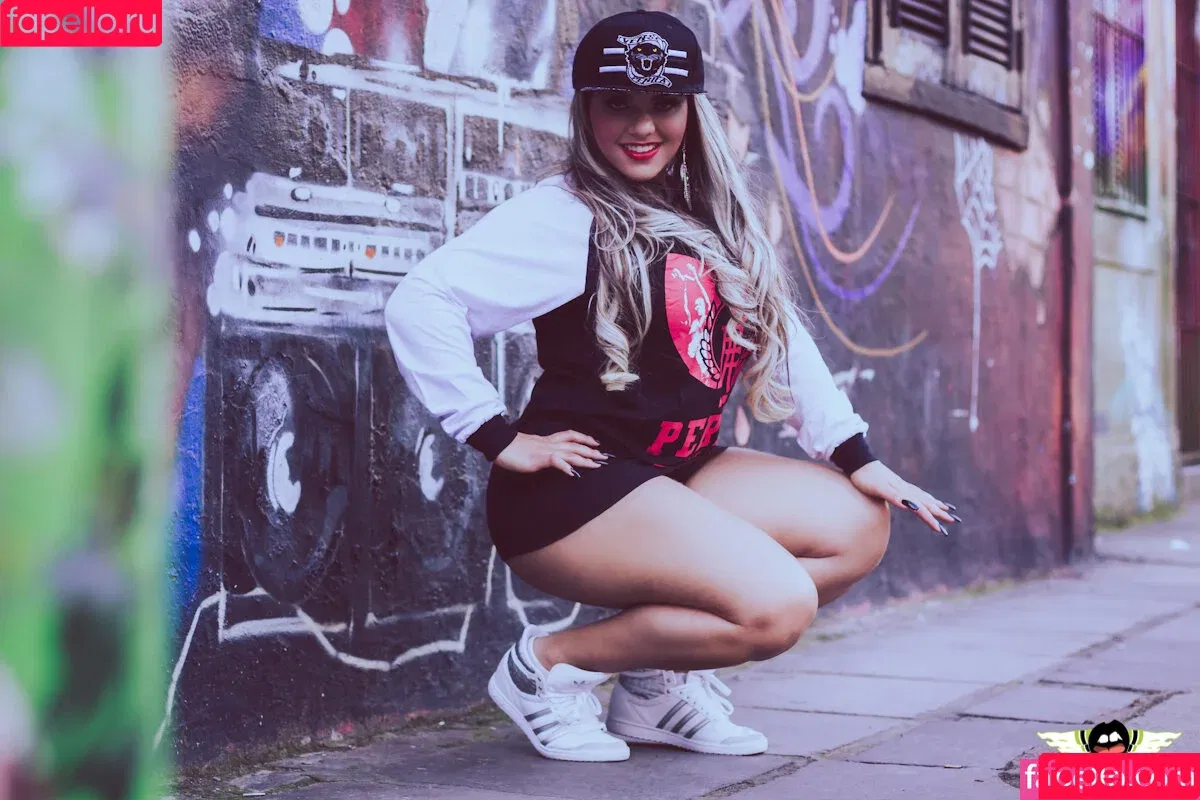 Carine Ivankio / ca.barbye.hot Onlyfans Photo Gallery 