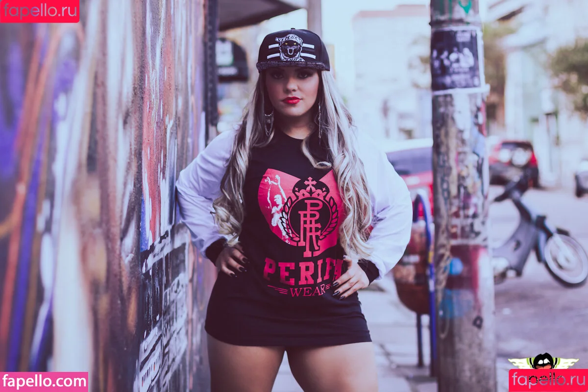 Carine Ivankio / ca.barbye.hot Onlyfans Photo Gallery 