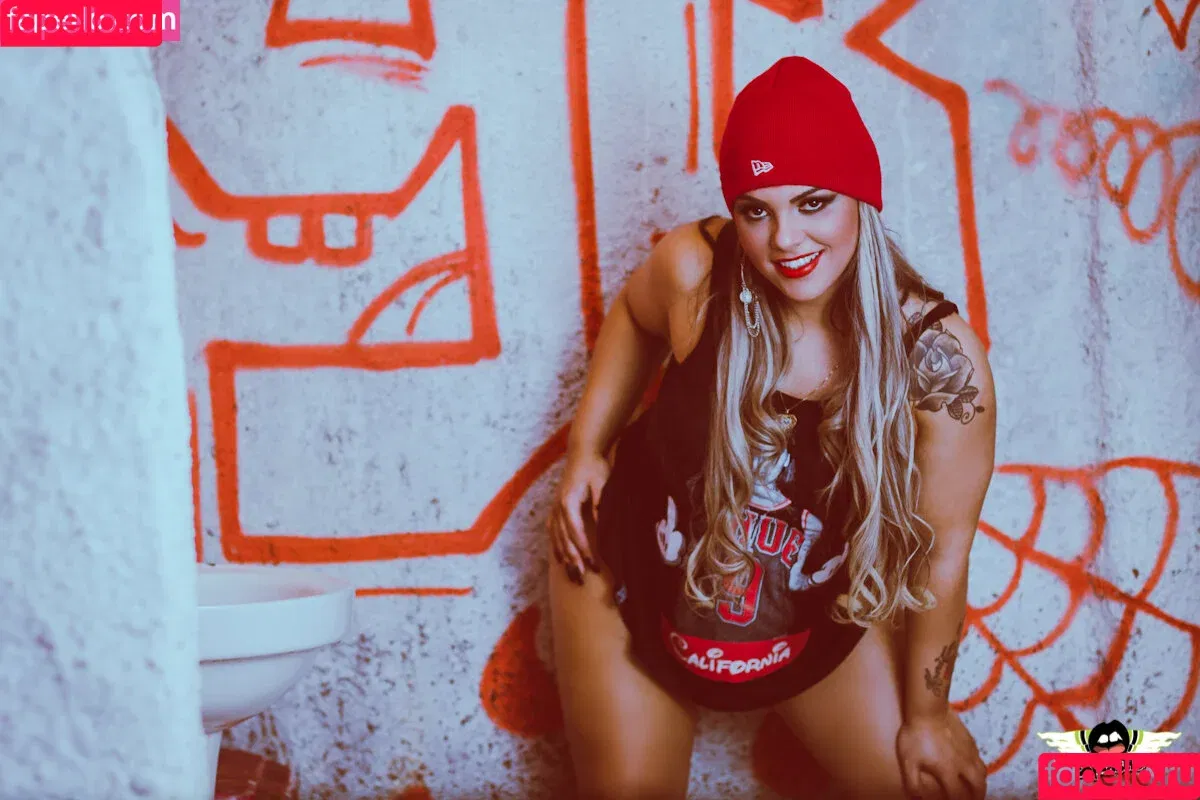 Carine Ivankio / ca.barbye.hot Onlyfans Photo Gallery 