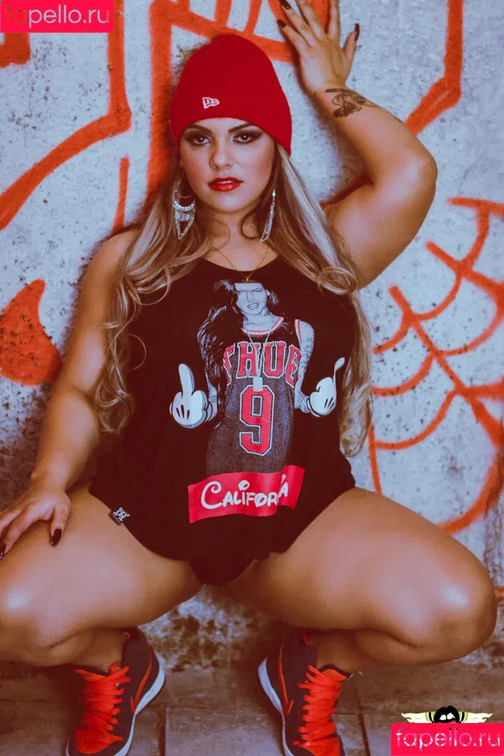 Carine Ivankio / ca.barbye.hot Onlyfans Photo Gallery 