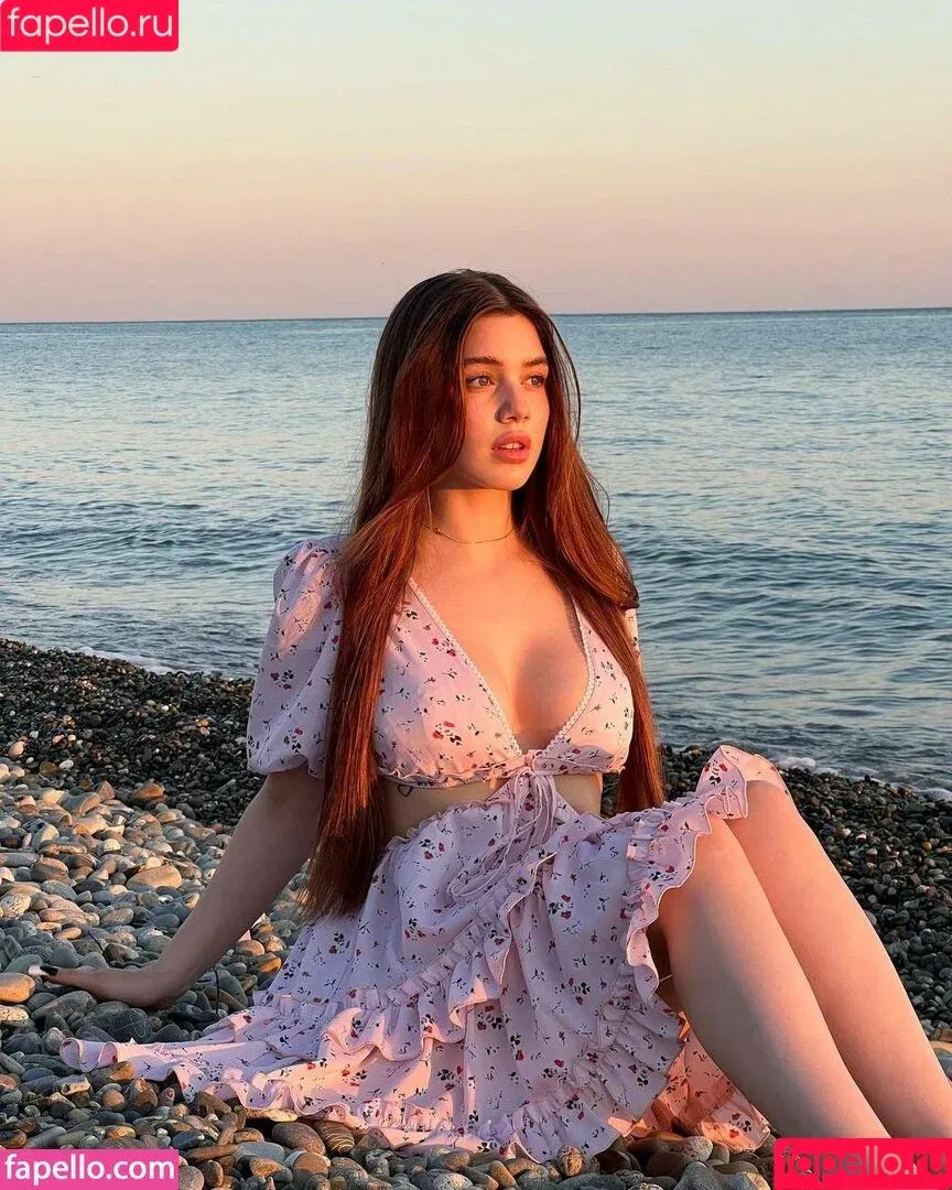 Akyuliych / anna.utka22 Onlyfans Photo Gallery 