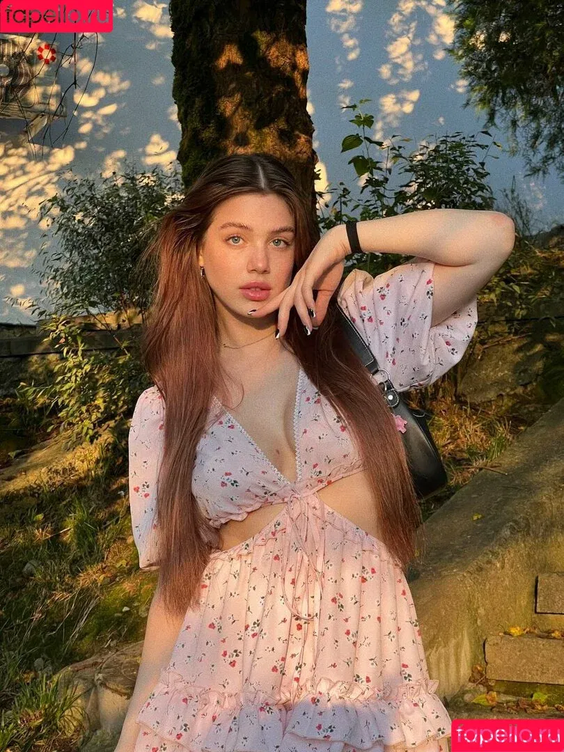 Akyuliych / anna.utka22 Onlyfans Photo Gallery 