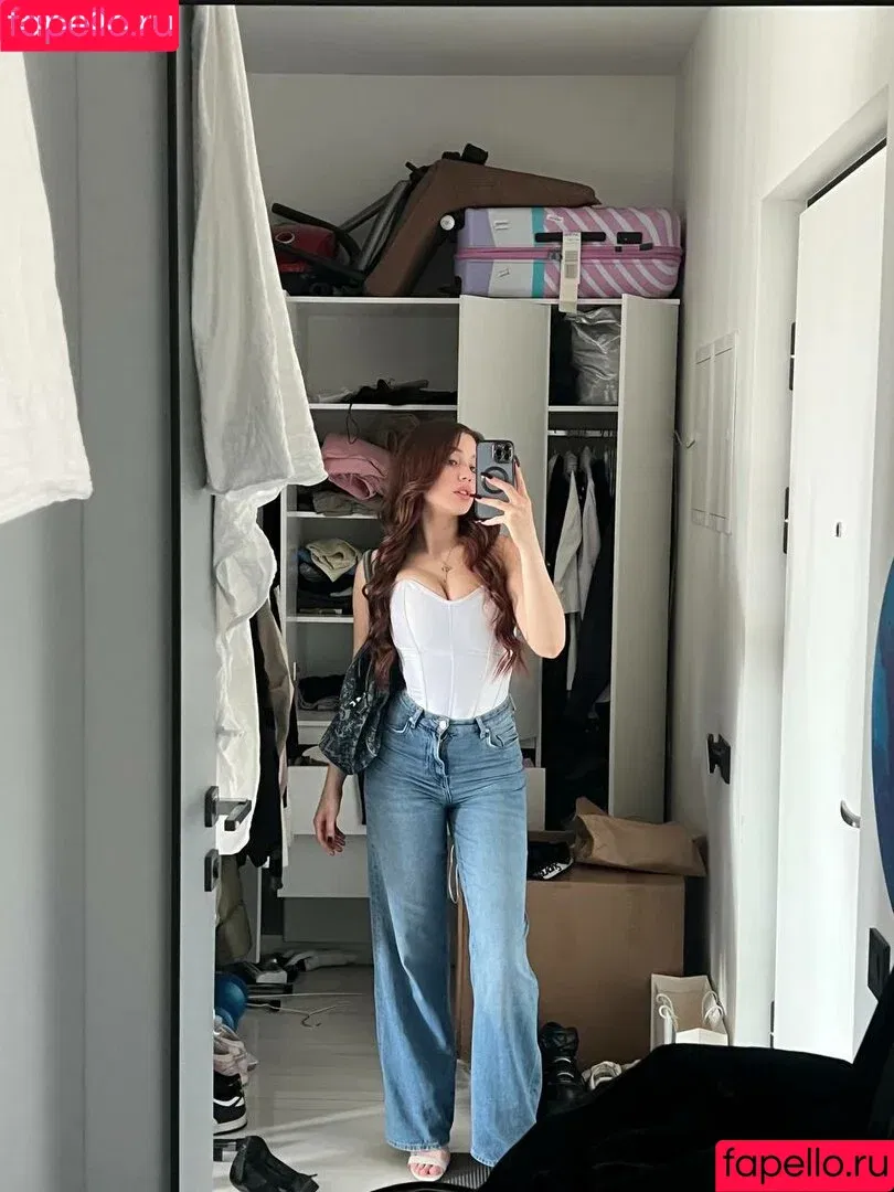 Akyuliych / anna.utka22 Onlyfans Photo Gallery 