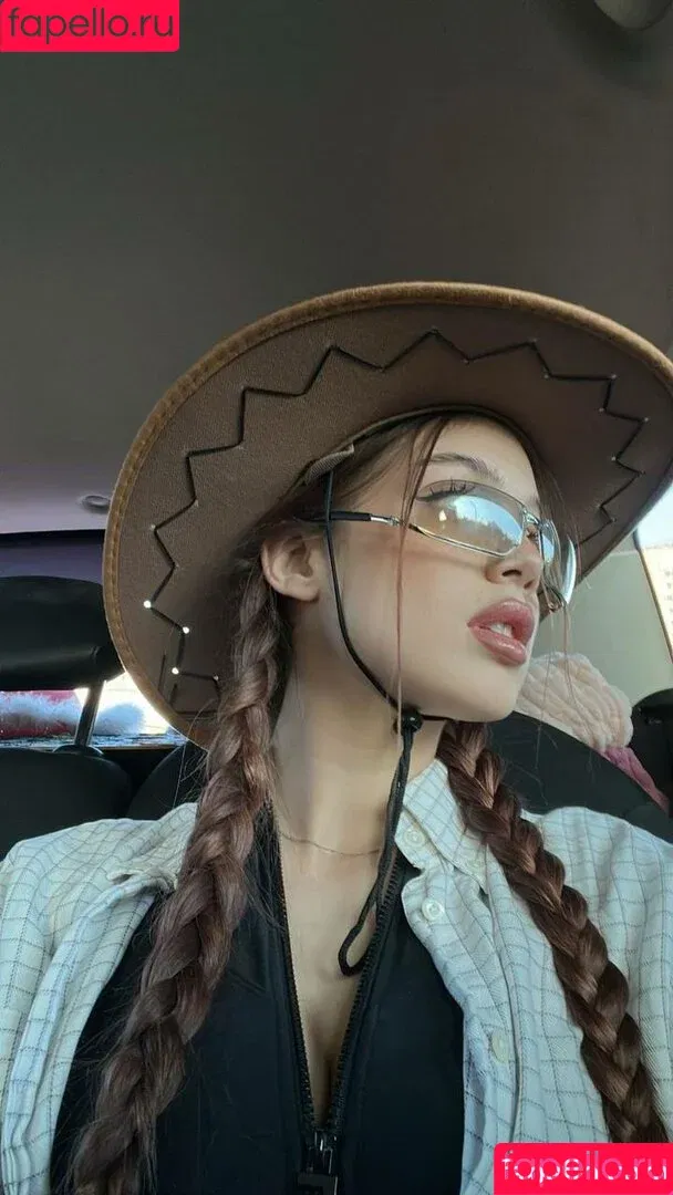 Akyuliych / anna.utka22 Onlyfans Photo Gallery 