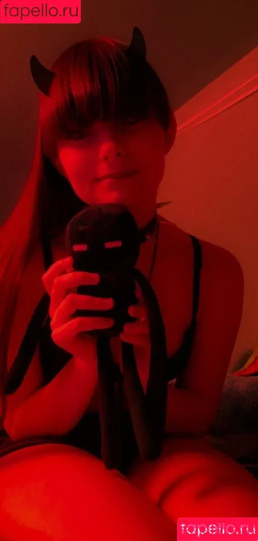 Morbid Mist / morbid_mist / morbidmist Onlyfans Photo Gallery 