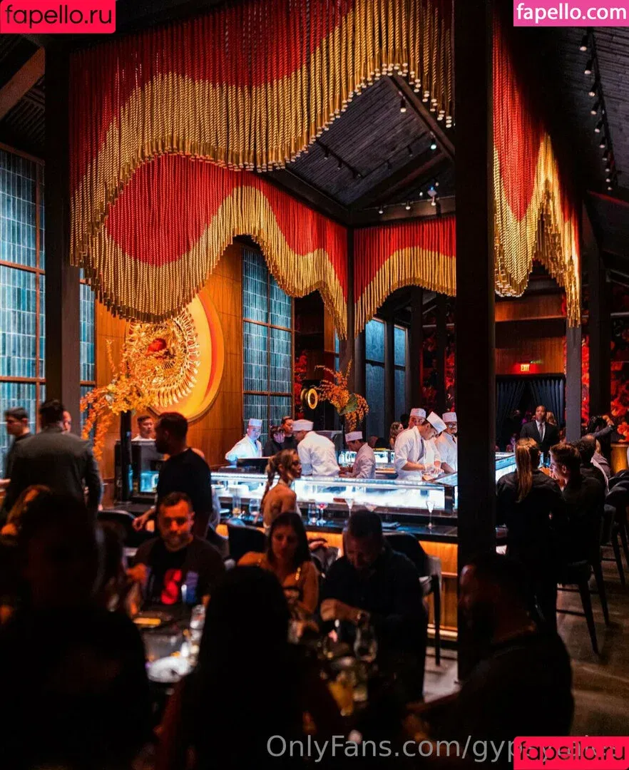 gypsytales / gypsytalespodcast Onlyfans Photo Gallery 