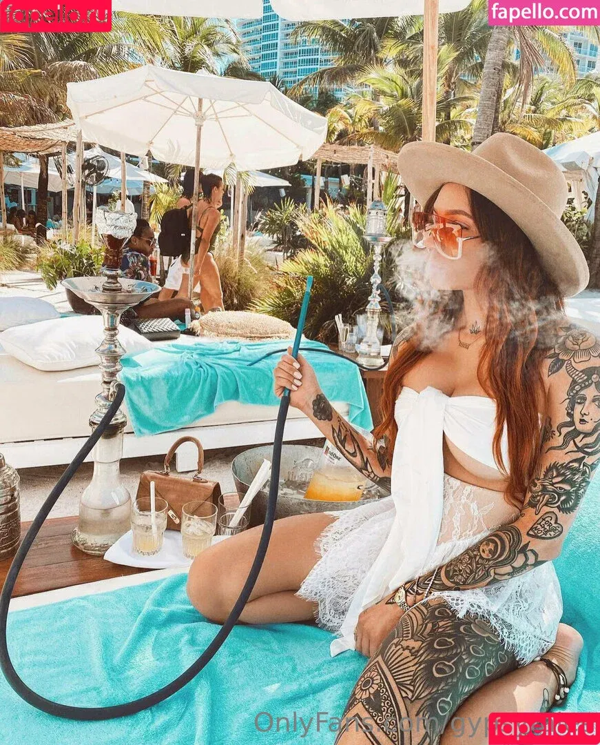 gypsytales / gypsytalespodcast Onlyfans Photo Gallery 