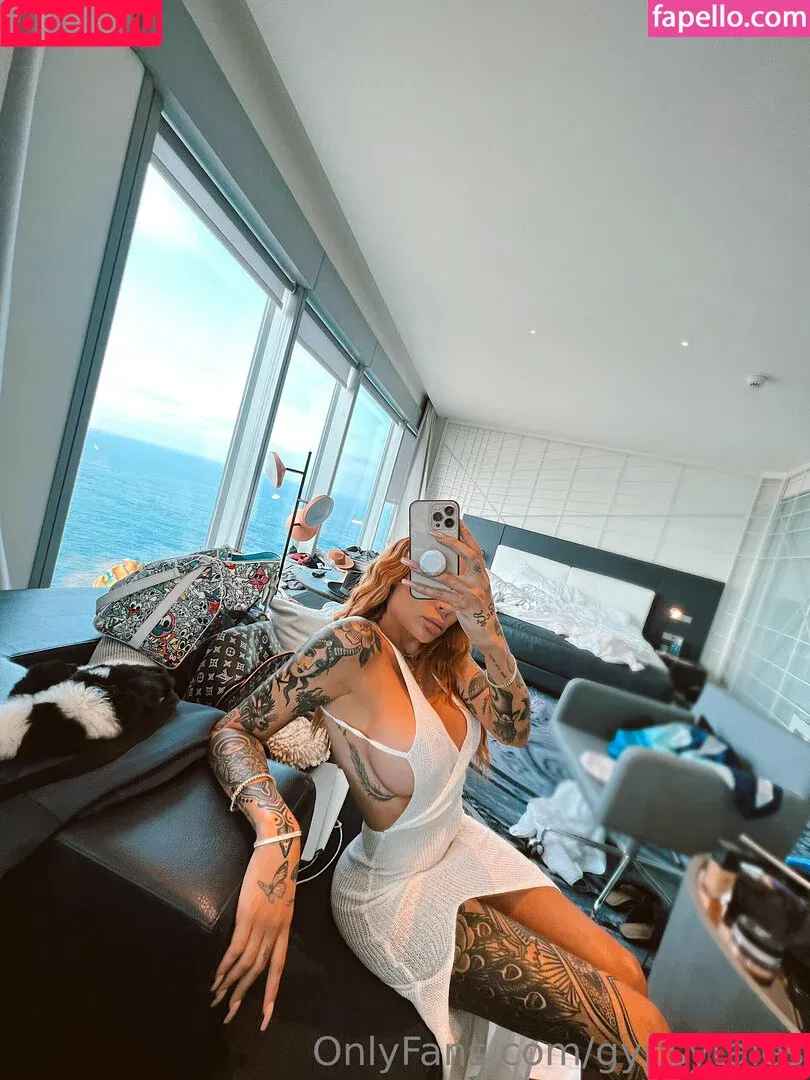 gypsytales / gypsytalespodcast Onlyfans Photo Gallery 