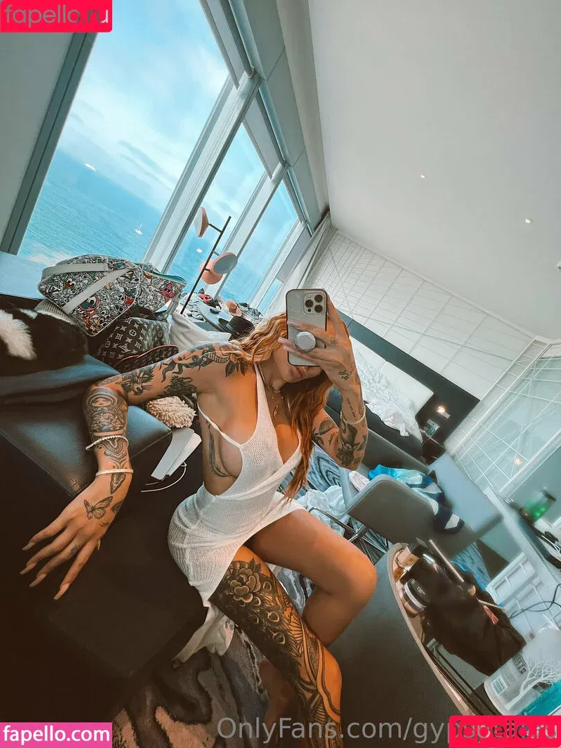 gypsytales / gypsytalespodcast Onlyfans Photo Gallery 