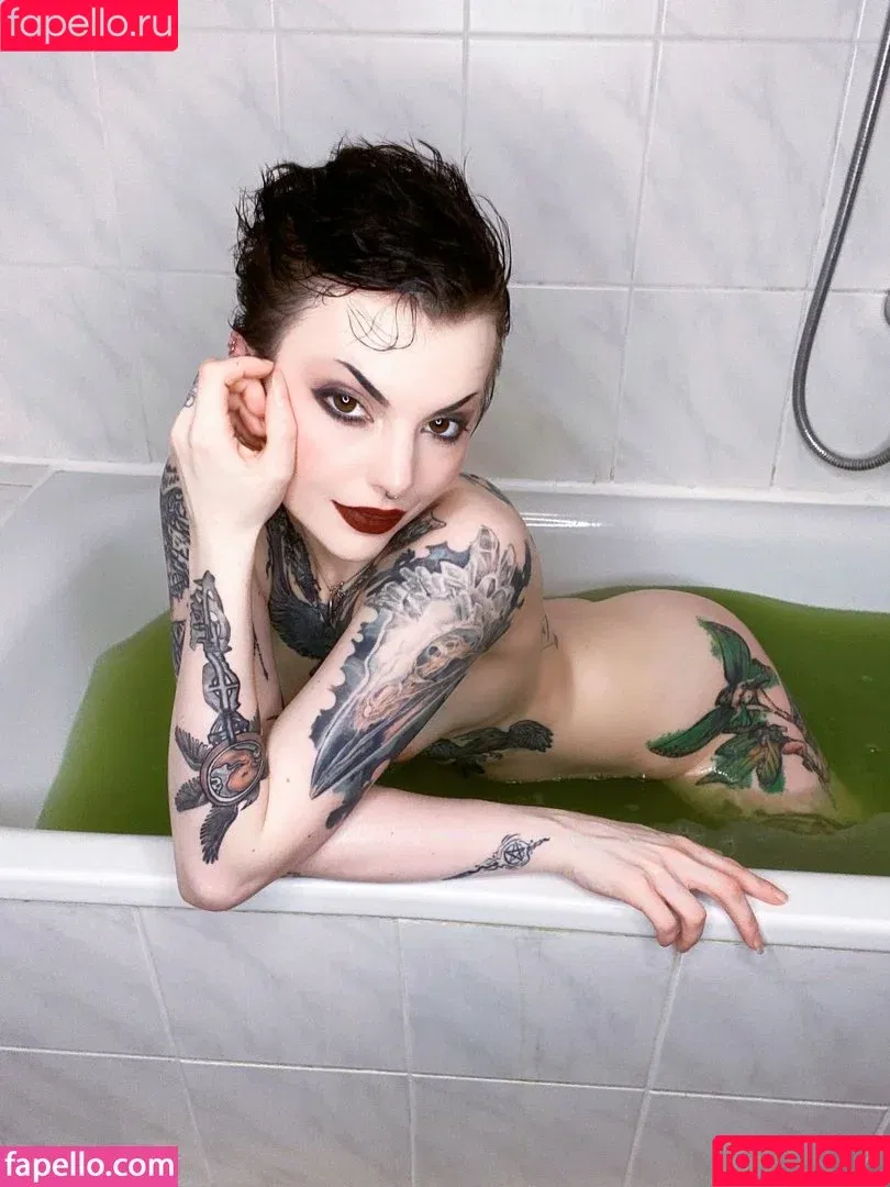 Faerie Blossom / FaerieBlossom / Nimue / faerie_blossom Onlyfans Photo Gallery 