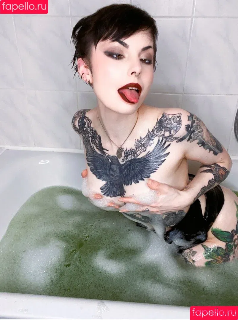 Faerie Blossom / FaerieBlossom / Nimue / faerie_blossom Onlyfans Photo Gallery 