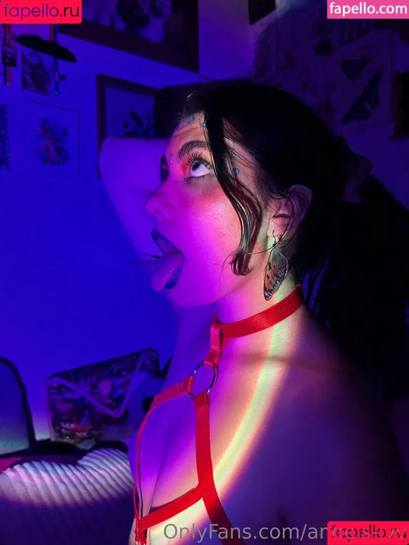 AngelsIvy_ / angel_lvy / angels-ivy Onlyfans Photo Gallery 