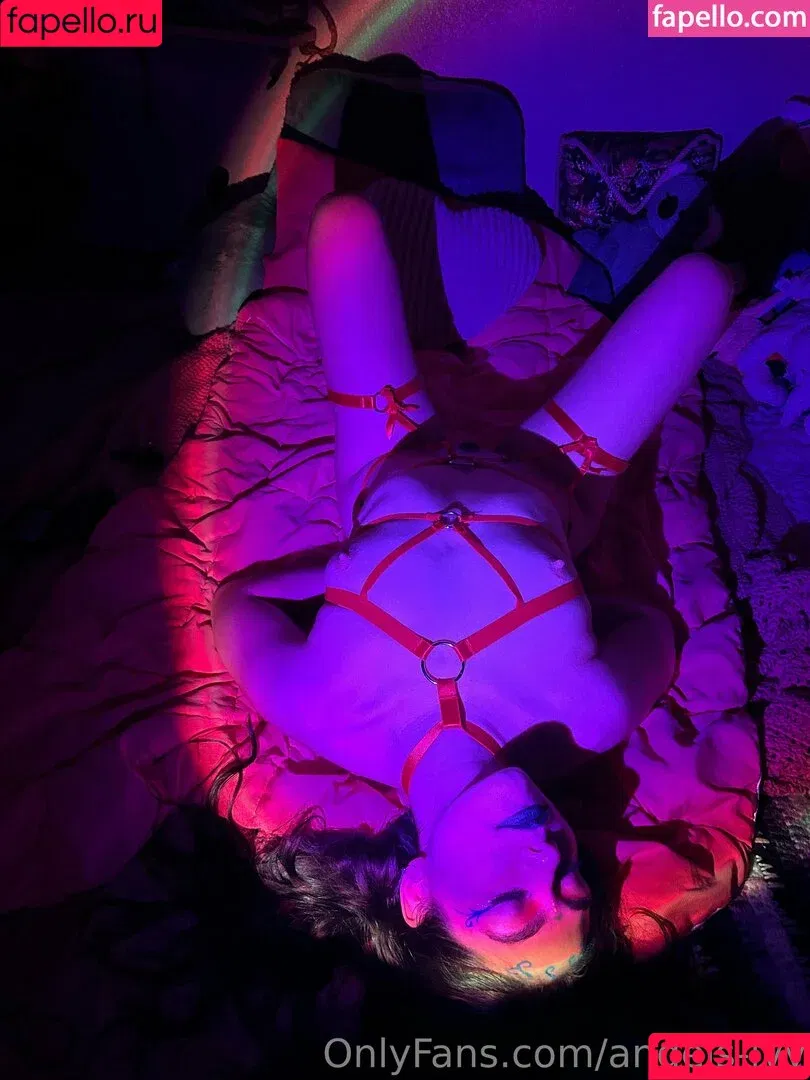 AngelsIvy_ / angel_lvy / angels-ivy Onlyfans Photo Gallery 