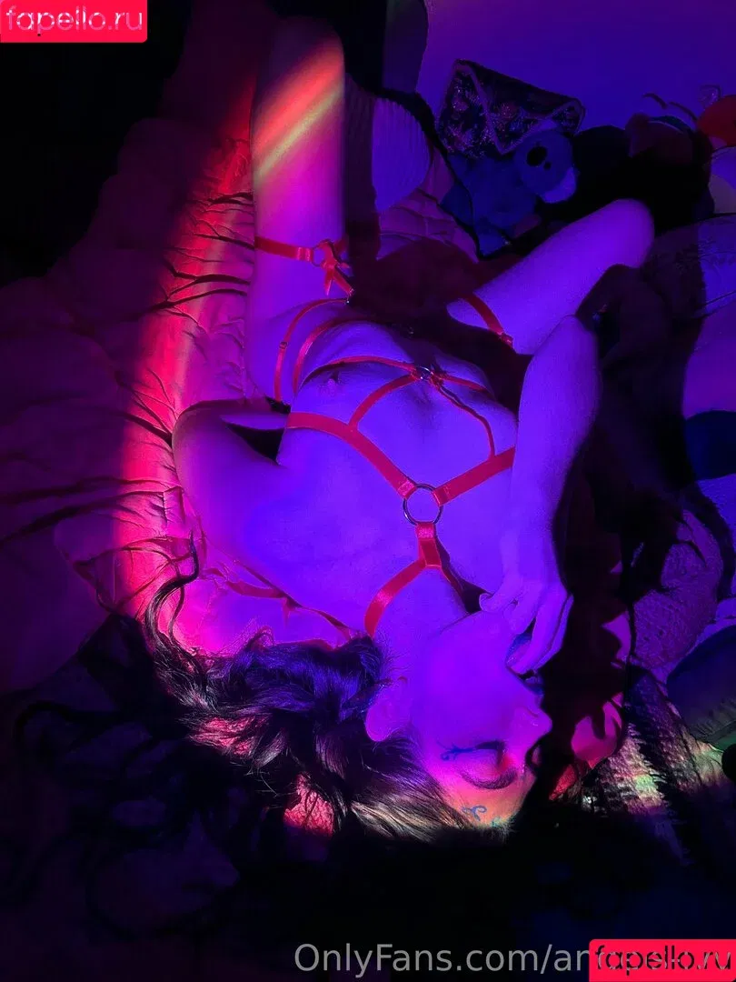 AngelsIvy_ / angel_lvy / angels-ivy Onlyfans Photo Gallery 