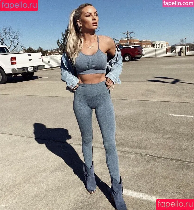 Holly Stocks / holly_stocks_ / hollystarkk Onlyfans Photo Gallery 