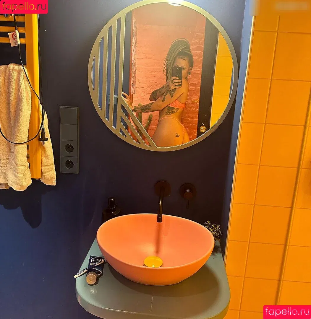 Roxy_Wayne / roxywayne Onlyfans Photo Gallery 