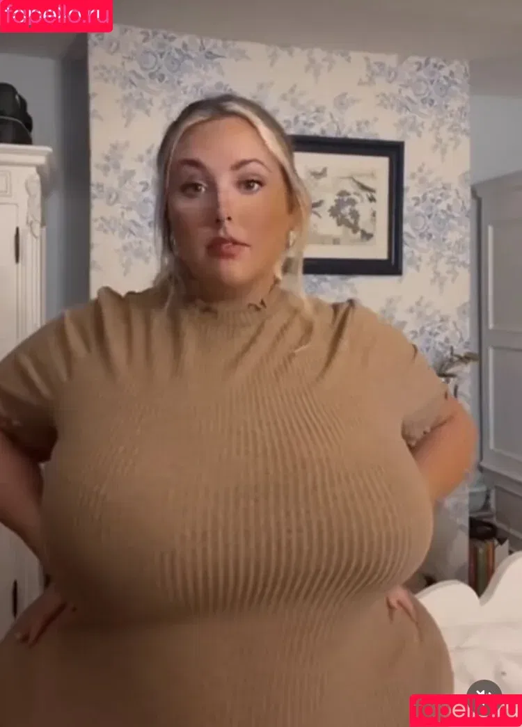 juiceefruitee / juicyfruitxoxo Onlyfans Photo Gallery 