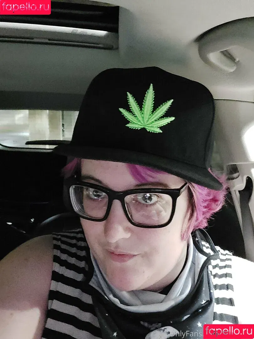 kinky907 / kinkysmoker90 Onlyfans Photo Gallery 