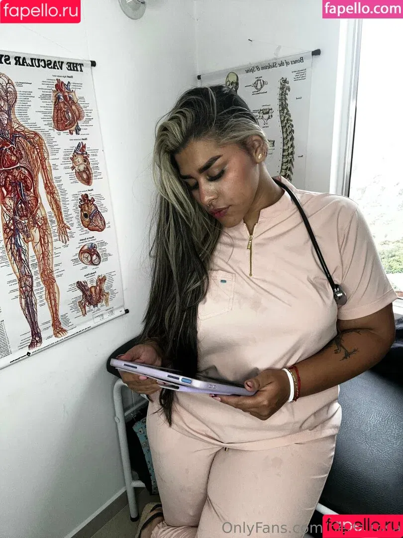 Perla Rosa / perla.rosa / perla_rosa_pictures Onlyfans Photo Gallery 