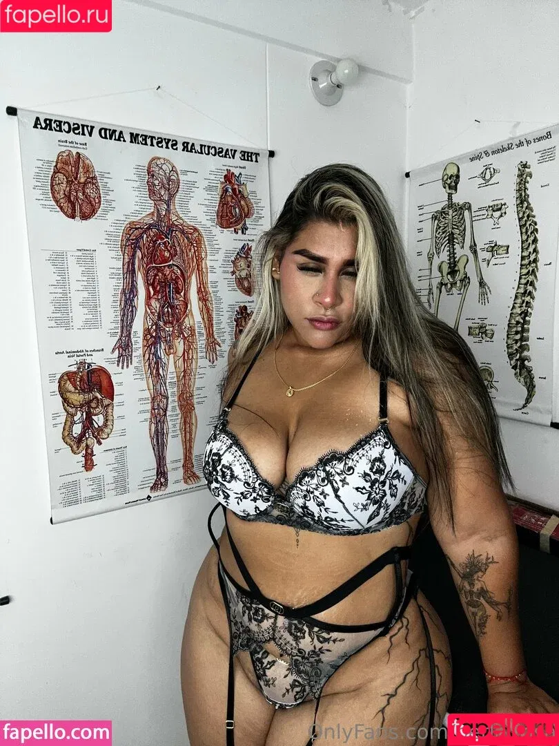 Perla Rosa / perla.rosa / perla_rosa_pictures Onlyfans Photo Gallery 