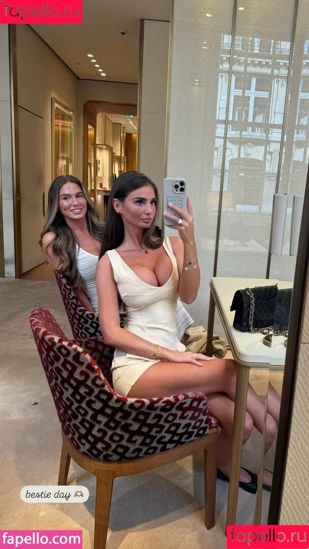 Maddy Cheary / maddycheary / realmaddycheary Onlyfans Photo Gallery 