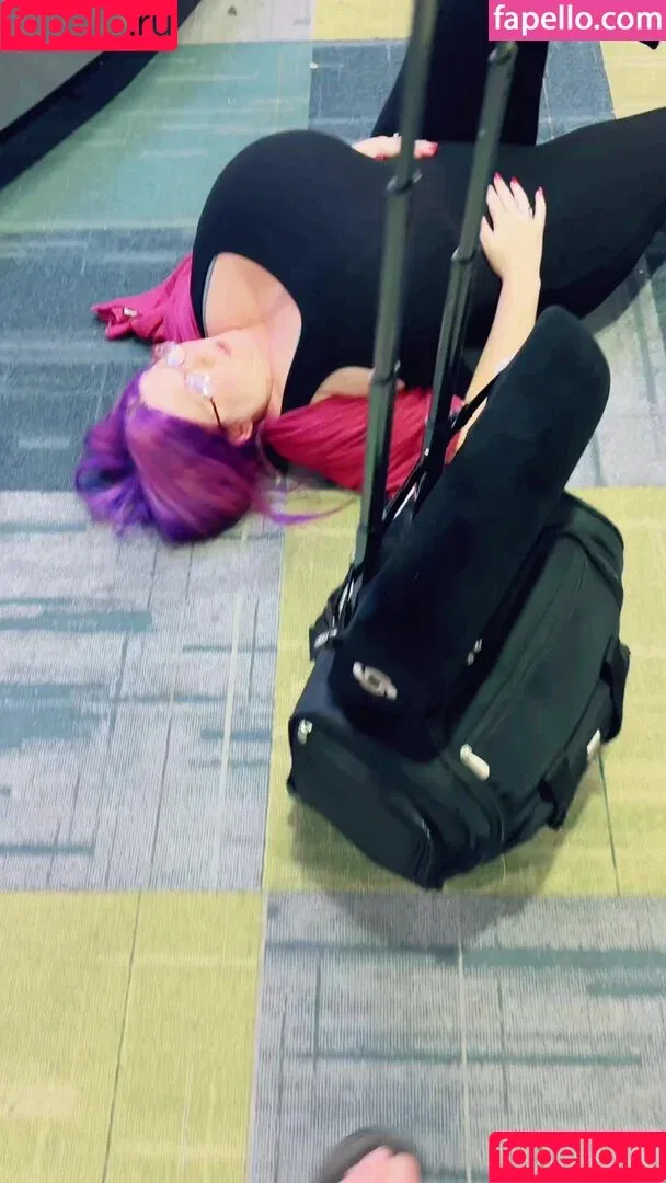 Demora / demoraavarice / https: Onlyfans Photo Gallery 