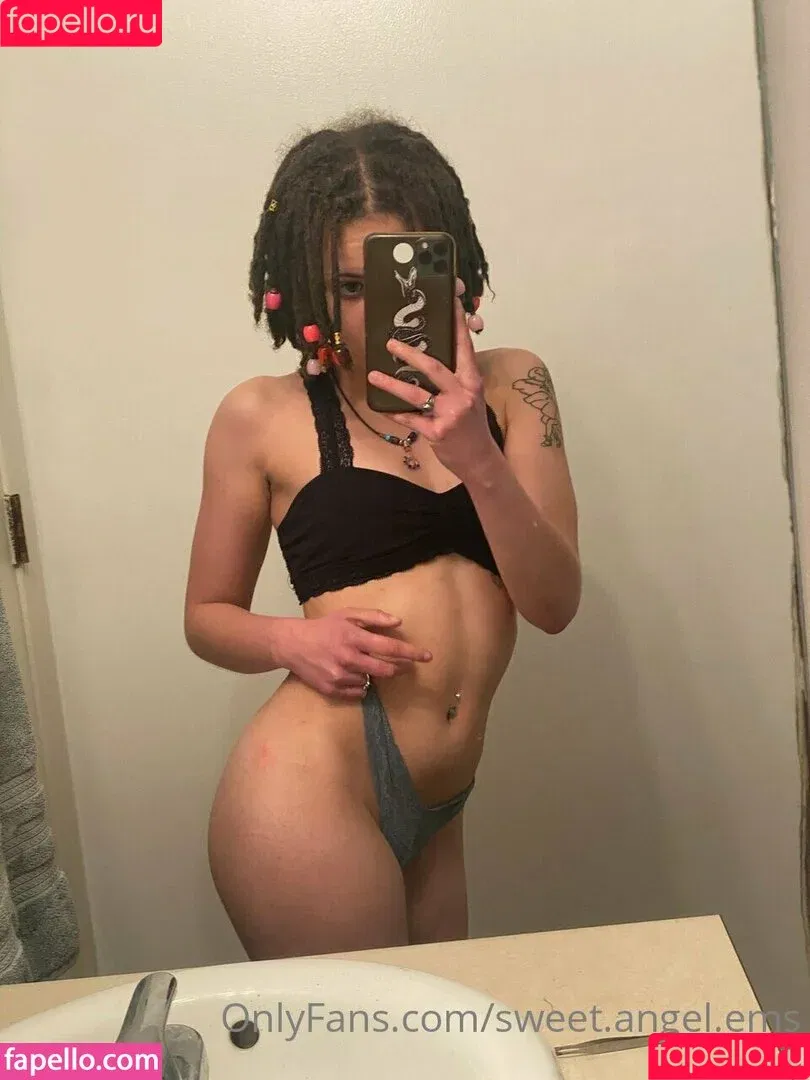 sweet.angel.ems Onlyfans Photo Gallery 