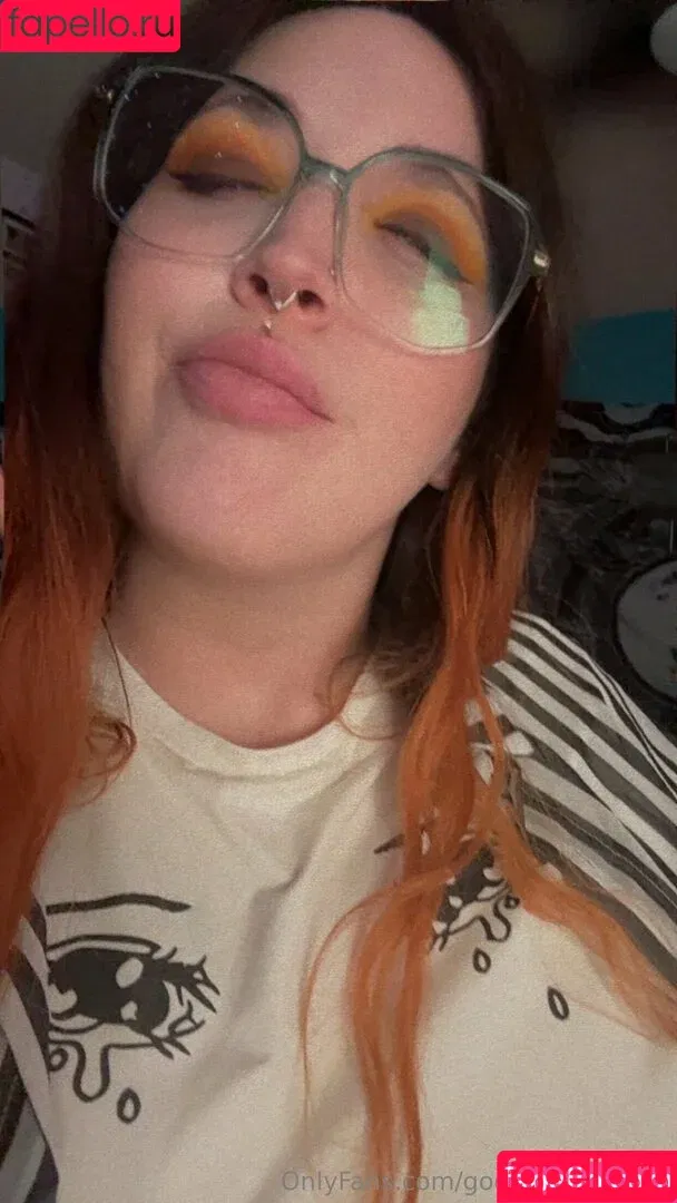 goodgirlgothiccc / iamgoodgirlla Onlyfans Photo Gallery 