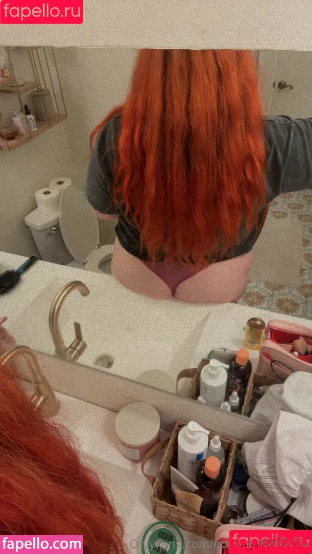 goodgirlgothiccc / iamgoodgirlla Onlyfans Photo Gallery 