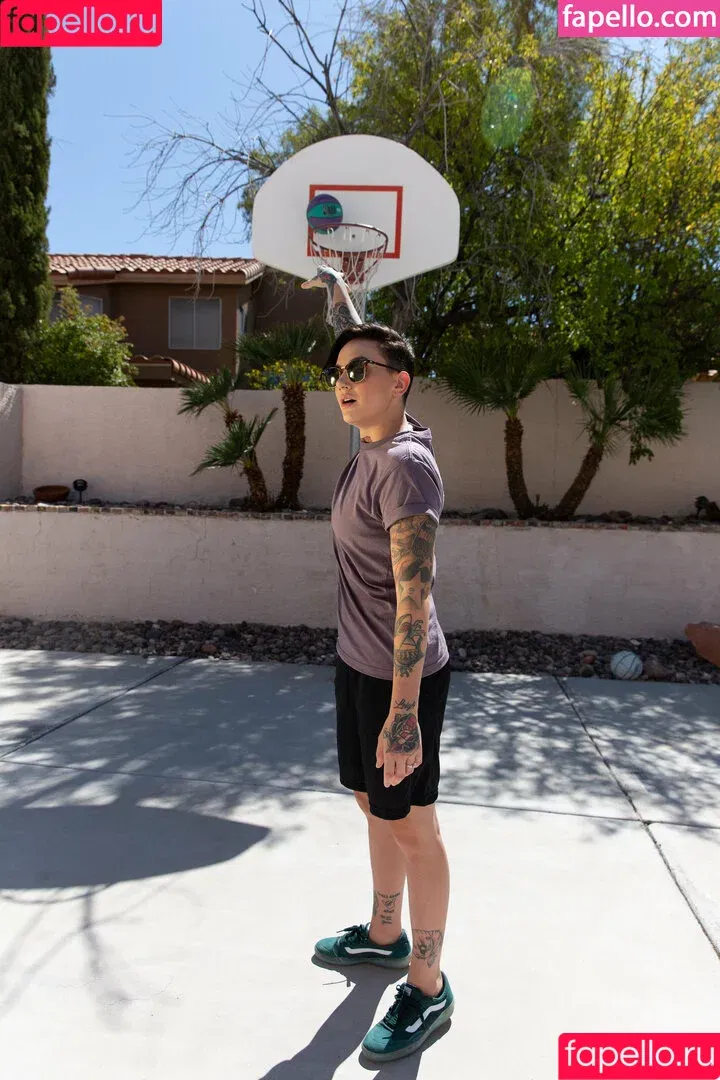 Nikkihearts / nikkiheartsx Onlyfans Photo Gallery 