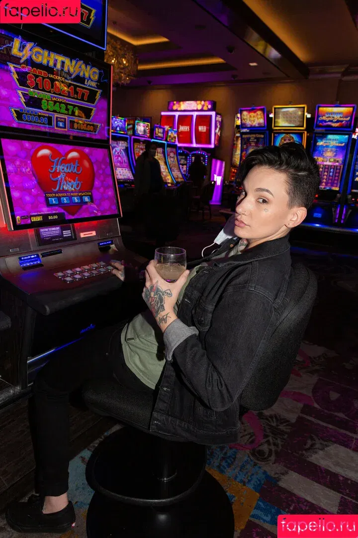 Nikkihearts / nikkiheartsx Onlyfans Photo Gallery 